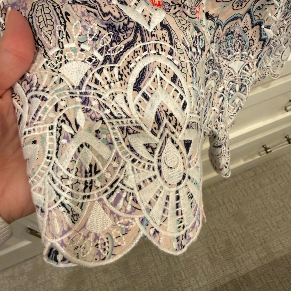 Parker Cream Paisley Lace-Trim Shorts - Picture 5 of 5